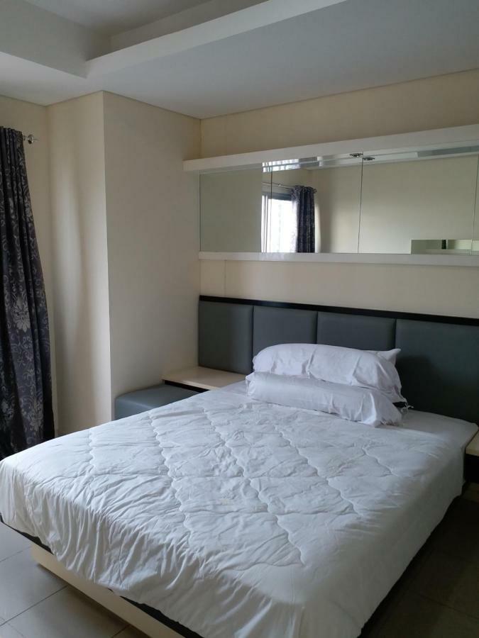 Apartment Cosmo Terrace Джакарта Екстериор снимка